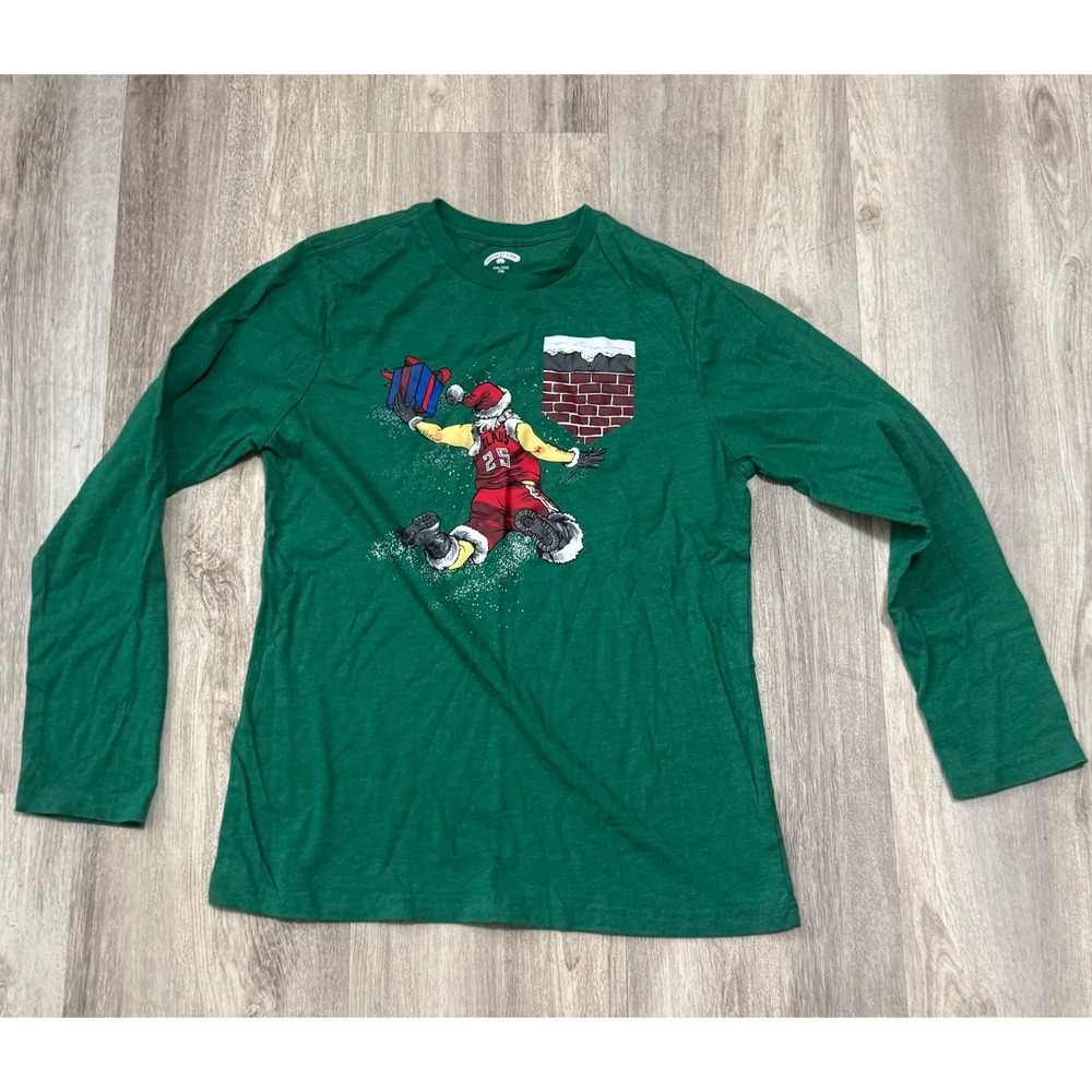 Holiday Time Kids Green Long Sleeve Santa Basketball Dunking Graphic Tee XXL 18